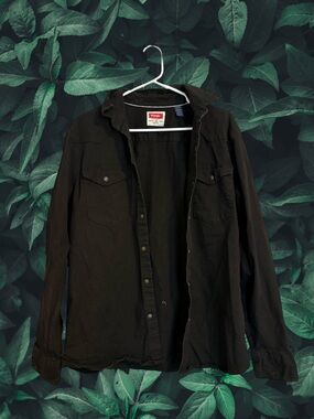 Black Wrangler Shirt – Classic Western Button Up, Everyday Style